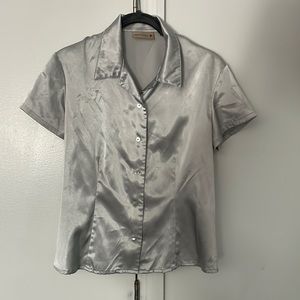 Vintage American Eagle Blouse from the 90s. Excellent condition for its age